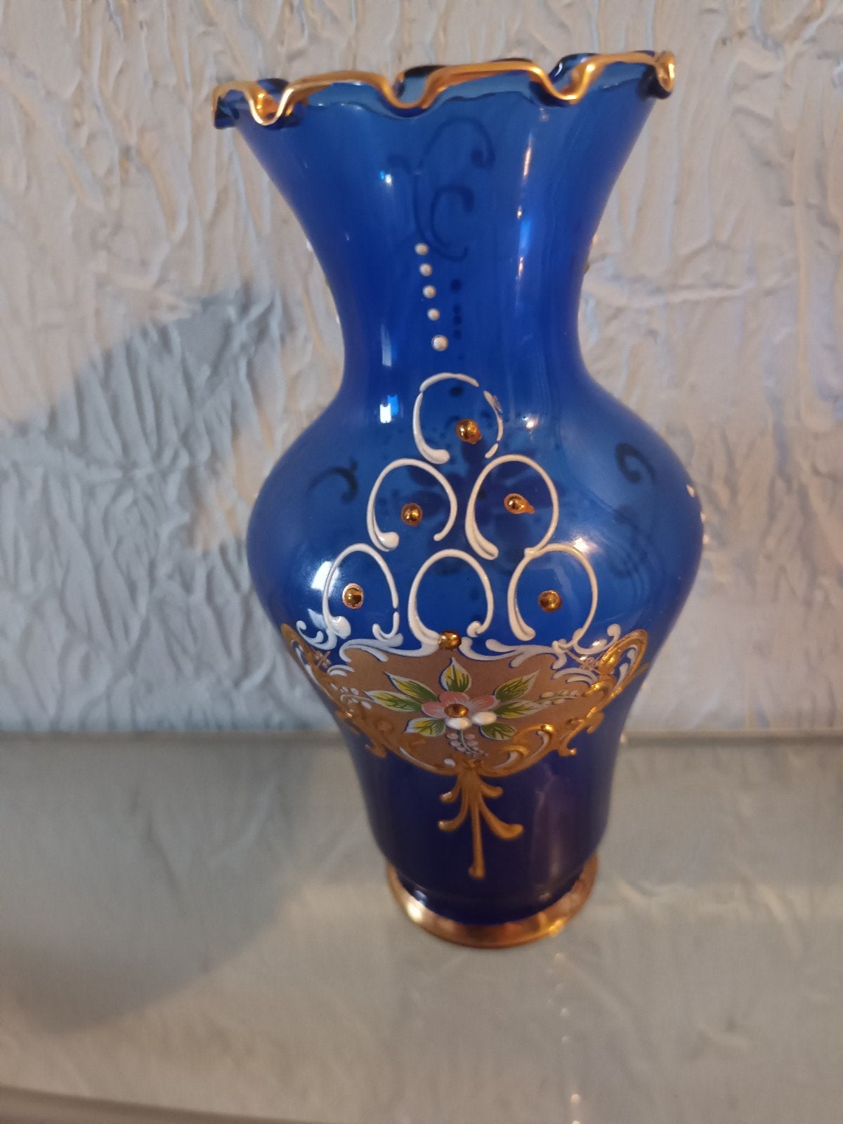 Vintage kobaltblauw vaasje met goud 14 cm perfecte staat, Antiek en Kunst, Ophalen of Verzenden
