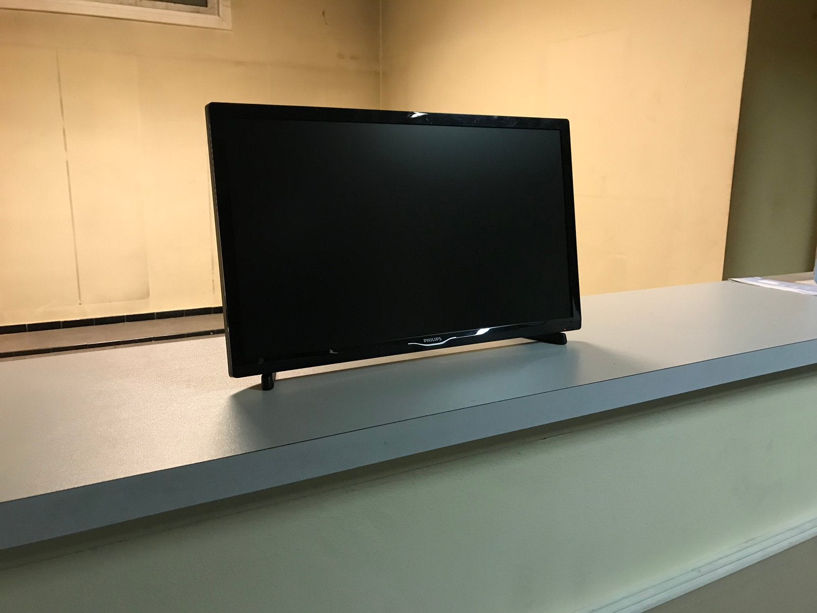Philips televisie of computerscherm 22 inch, Ophalen, Zo goed als nieuw