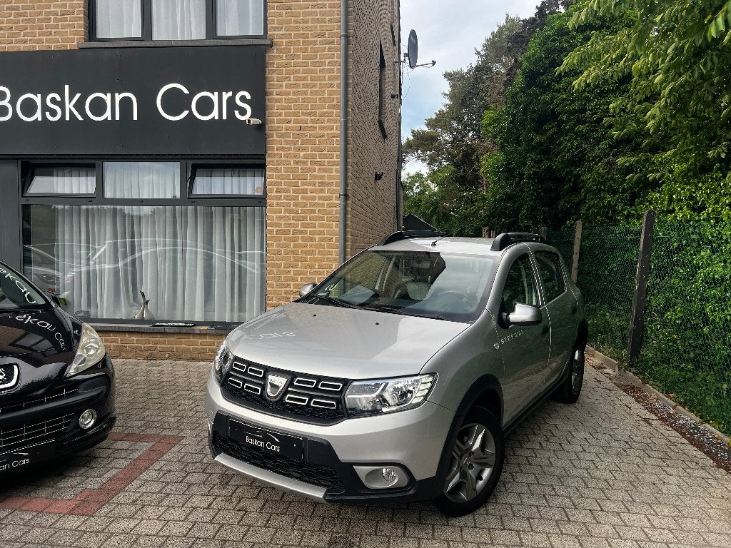 DACIA SANDERO STEPWAY 0.9/M2017/27.000KM/AUTOMAAT/GARANTIE, Auto's, Automaat, Stof, Luifel, Bedrijf