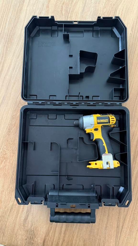 DeWALT Slagschroevendraaier DC827, Ophalen of Verzenden, Zo goed als nieuw, Overige typen