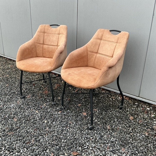 2 Stoelen/kuipzetels met wieltjes, Ophalen, Gebruikt