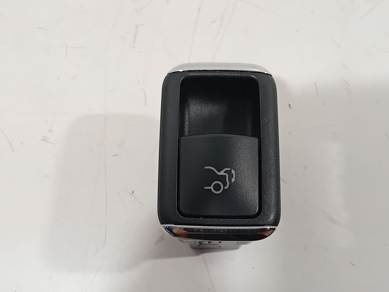 Kofferdeksel schakelaar Mercedes-Benz GLK, Onderdelen@venauto.nl, Van der Ven Autorecycling B.V., Ettenseweg 76, 4706 PB Roosendaal, The Netherlands
