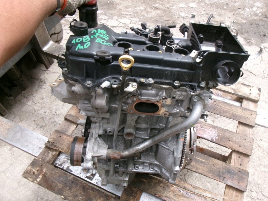 Moteur CFB Nu PEUGEOT 108, Autos : Pièces & Accessoires, Envoi, Utilisé, Skoda