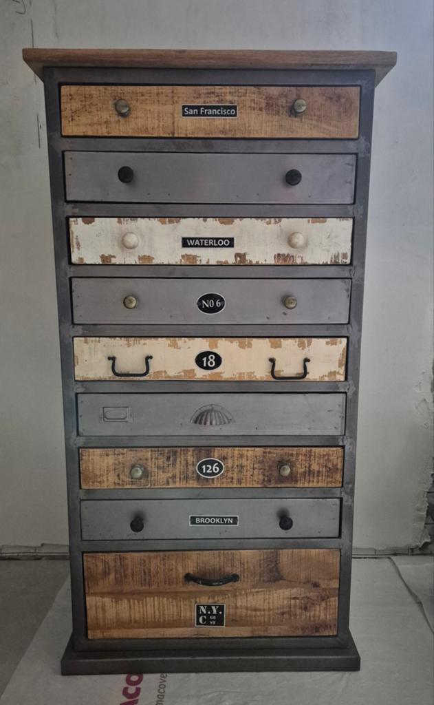 Unieke loft industriële vintage ladekast, Ophalen, Metaal