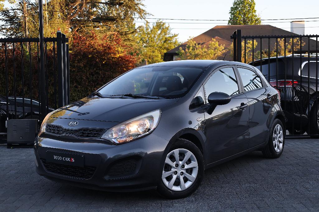 Kia Rio 1.2i Benzine | 1ste Eigenaar | Airco | AUX | USB |, Autos, Kia, Achat, USB, Entreprise, Boîte manuelle