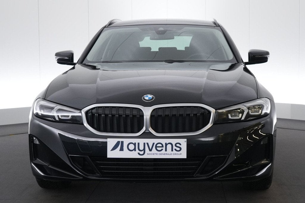 (2DAS272) BMW 3 SERIES TOURING, Euro 6, Lichtsensor, 136 pk, Zwart