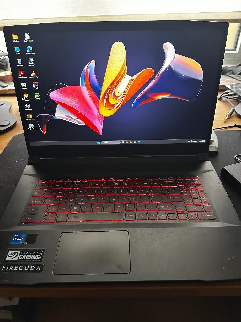 MSI Katana GF76 11UE-005NL 17,3 inch full referbished, Qwerty, 17 pouces ou plus, Reconditionné, 4 Ghz ou plus