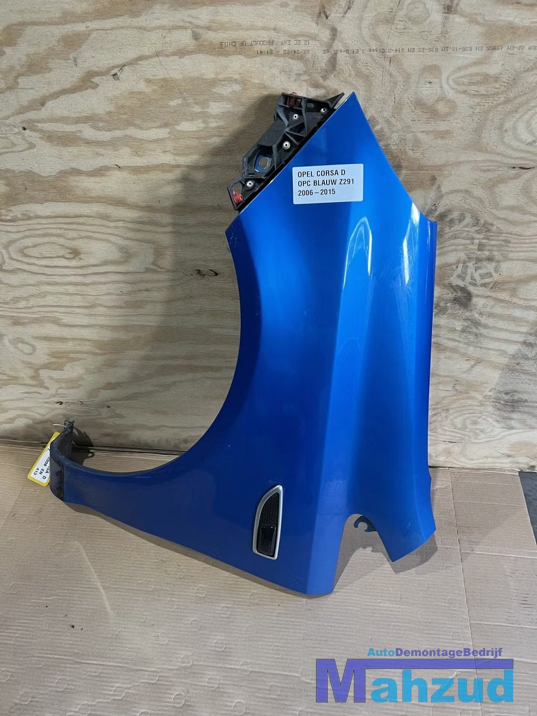 OPEL CORSA D BLAUW Z291 OPC VXR Links voorscherm scherm 2006, Opel Automobile GmbH, Avant, Opel, Bahnhofsplatz 1
65423  Russelsheim am Main, DE