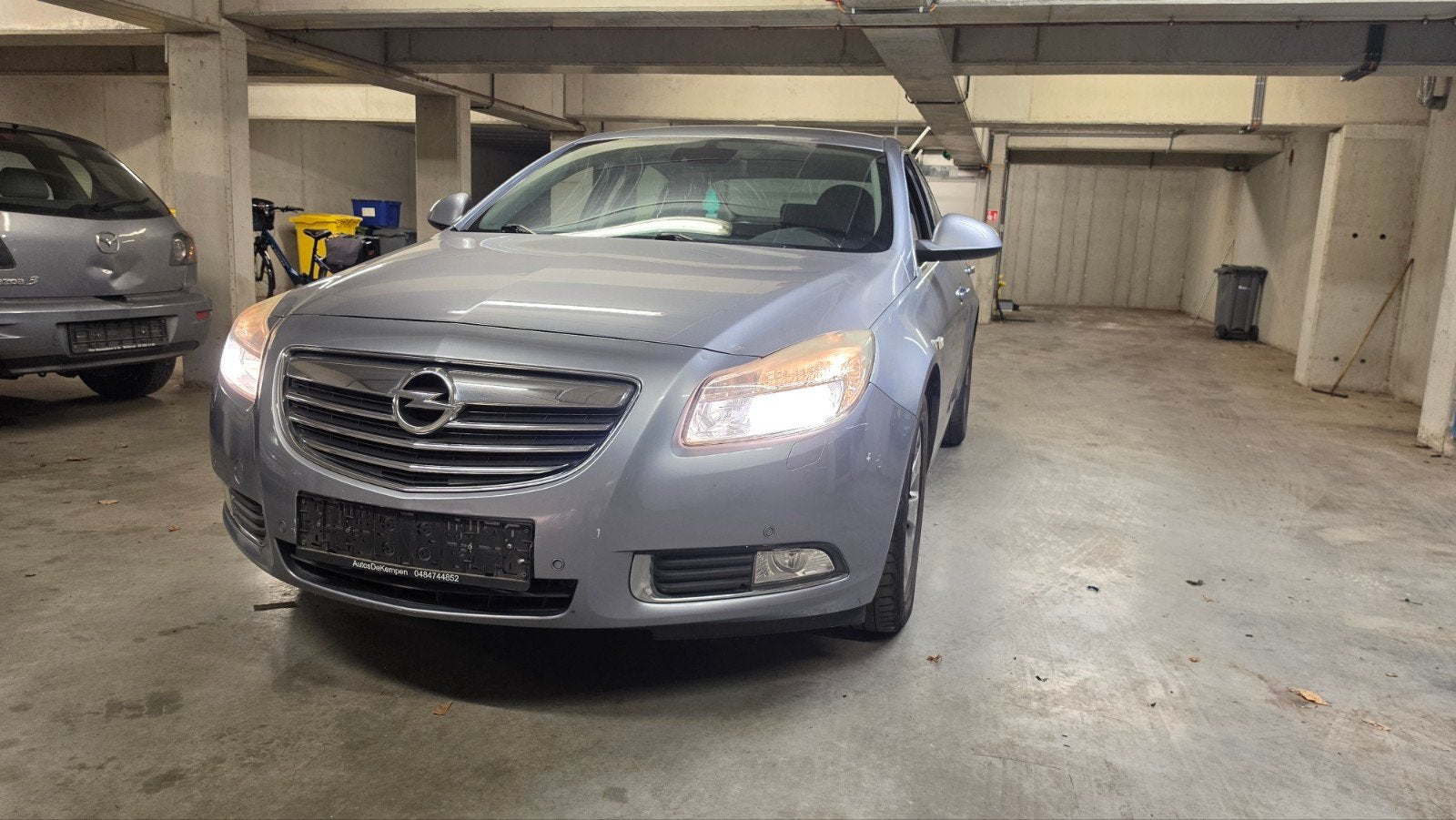 opel insignia 1.6 benzine 2009 met 142.000km, Autos, Opel, Euro 5, Boîte manuelle, Noir, 5 portes