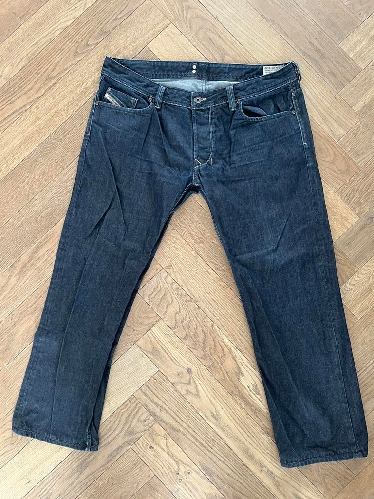 Diesel Larkee broek jeans W38 L32 Regular straight Z.G.A.N, Kleding | Heren, Ophalen of Verzenden, Zo goed als nieuw, W36 - W38 (confectie 52/54)