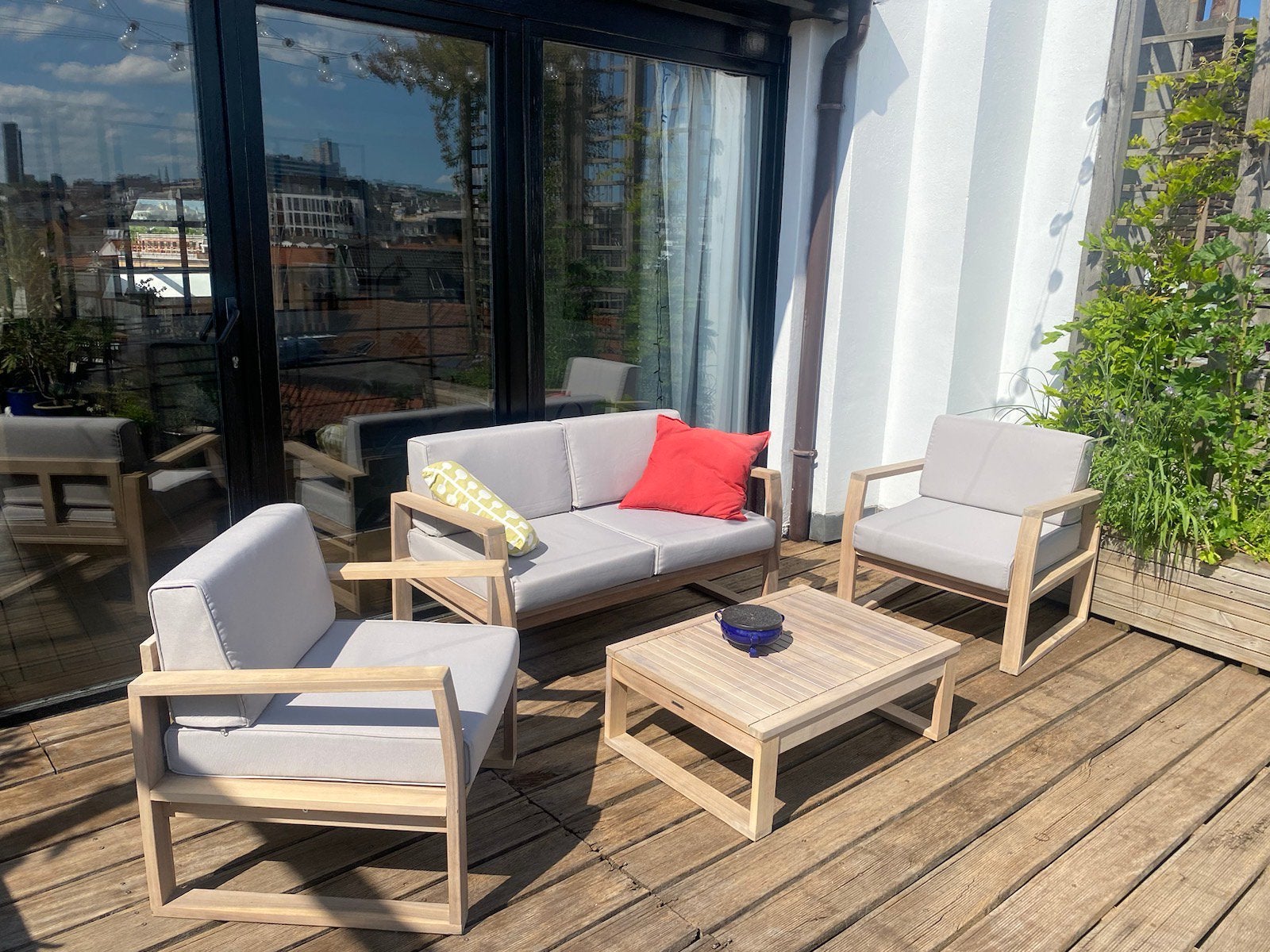 Houten terras- of tuinmeubelset, Ophalen, 4 zitplaatsen, Bijzettafel, Zo goed als nieuw
