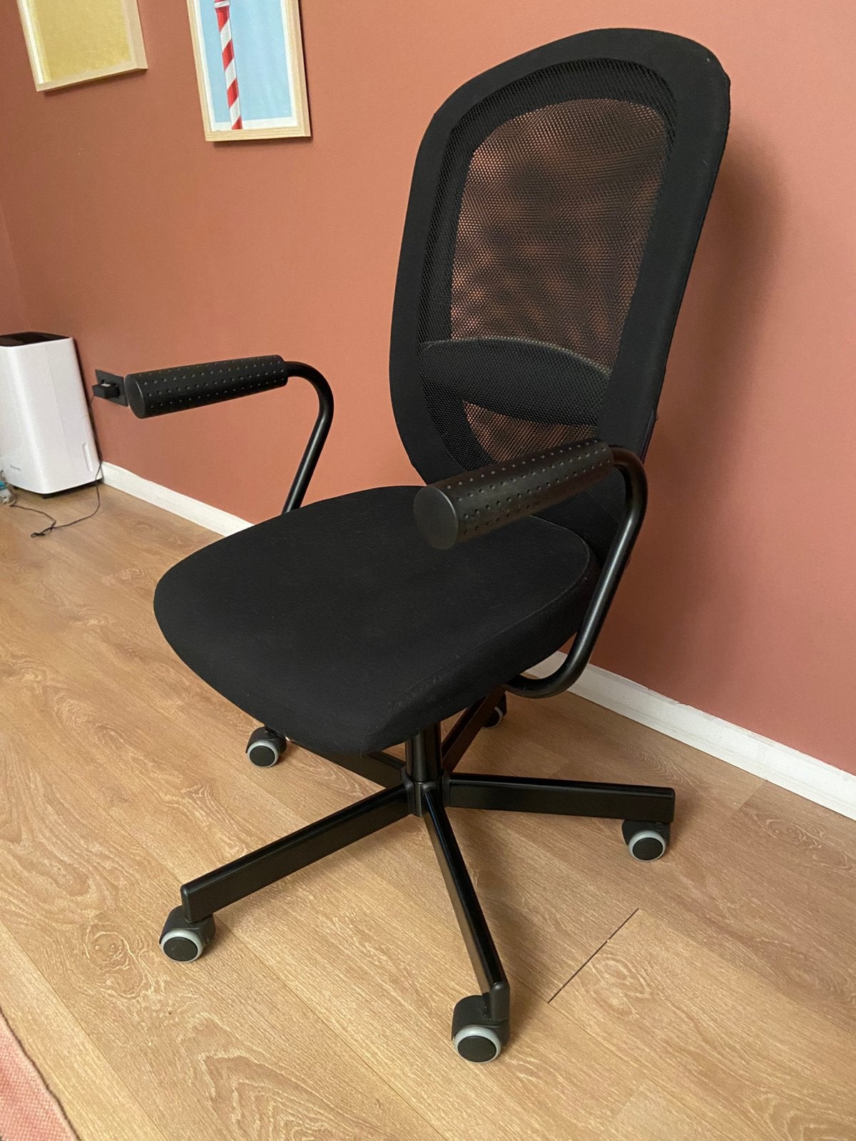 IKEA bureaustoel — 50€, Huis en Inrichting, Bureaustoelen, Zo goed als nieuw, Bureaustoel, Zwart, Ophalen