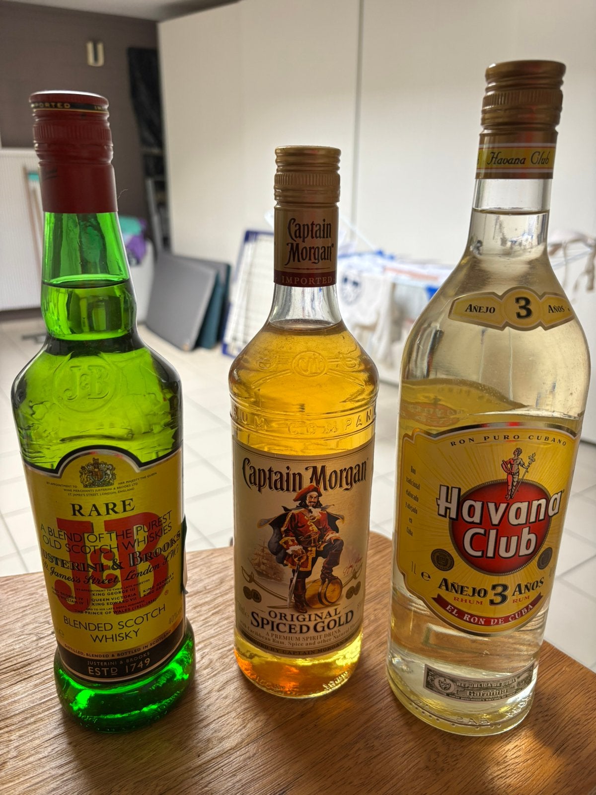 NIEUW fles JB, en 2 nieuwe flessen rum 2x 75 cl en 1 l, Ophalen, Nieuw