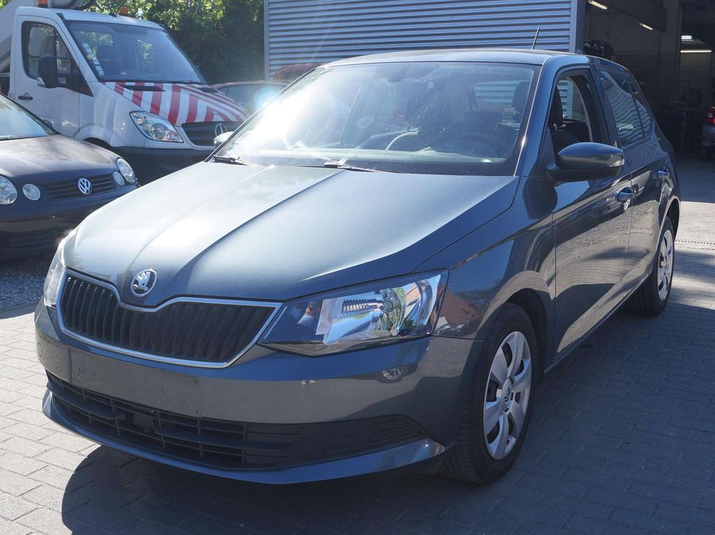 Skoda Fabia Fabia 1.0i Active, Argent ou Gris, Achat, Euro 6, Entreprise