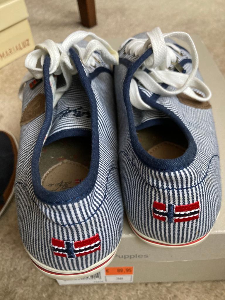 Platte sneakers  blauw wit gestreept, Sneakers et Baskets, Comme neuf, Enlèvement, Bleu