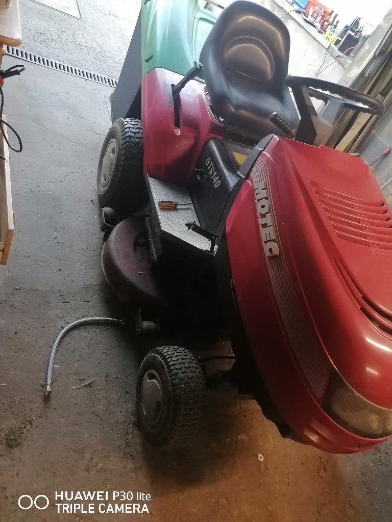 Pièces tracteur tondeuse motec castegarden, Enlèvement, Utilisé, Démarrage électrique, 90 à 120 cm