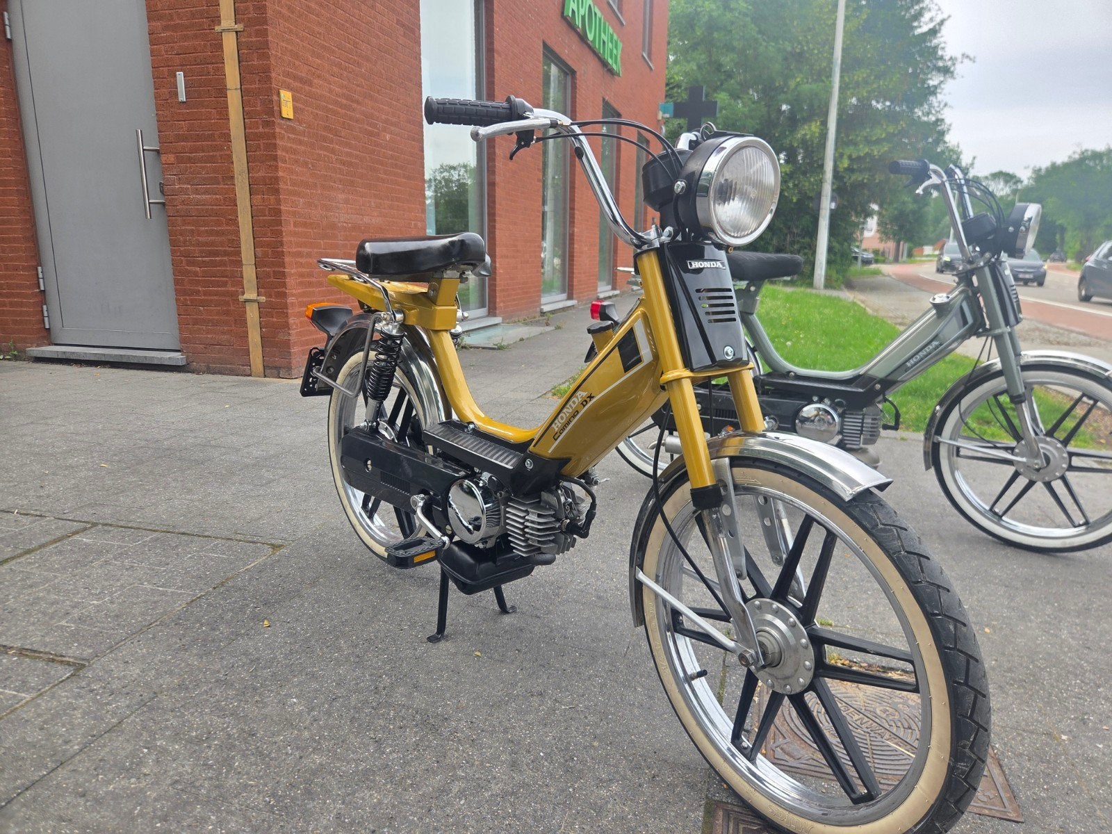 Gerenoveerde dx mosterd b klasse vario, Ophalen
