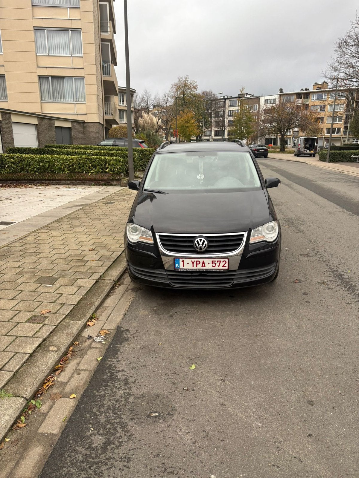 Volkswage touran, Auto's, Automaat, Stof, Zwart, 5 deurs