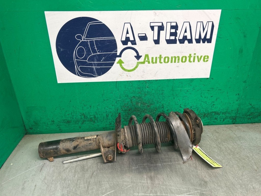 AMORTISSEUR OU ABSORBEUR DE CHOC AVANT DROIT (|1T0413031DA|), Auto-Union-Straße  1,
85057  Ingolstadt, DE, Info@audi.de, Audi