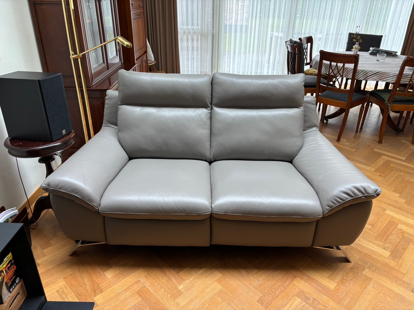 Tweezit relax leer - merk Natuzzi - elektrisch beide zijden, Ophalen, Zo goed als nieuw