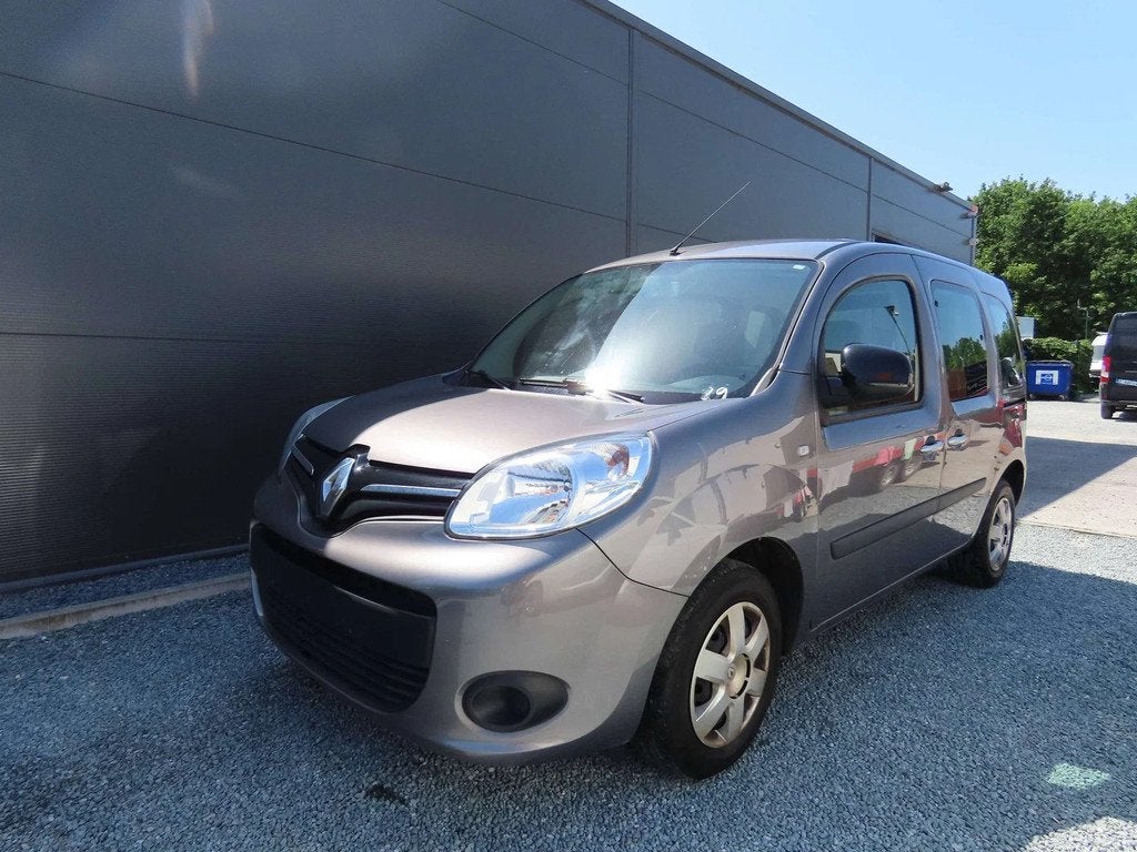 Renault Kangoo Kangoo 1.2 TCe Limited, 1197 cm³, Argent ou Gris, Entreprise, Boîte manuelle