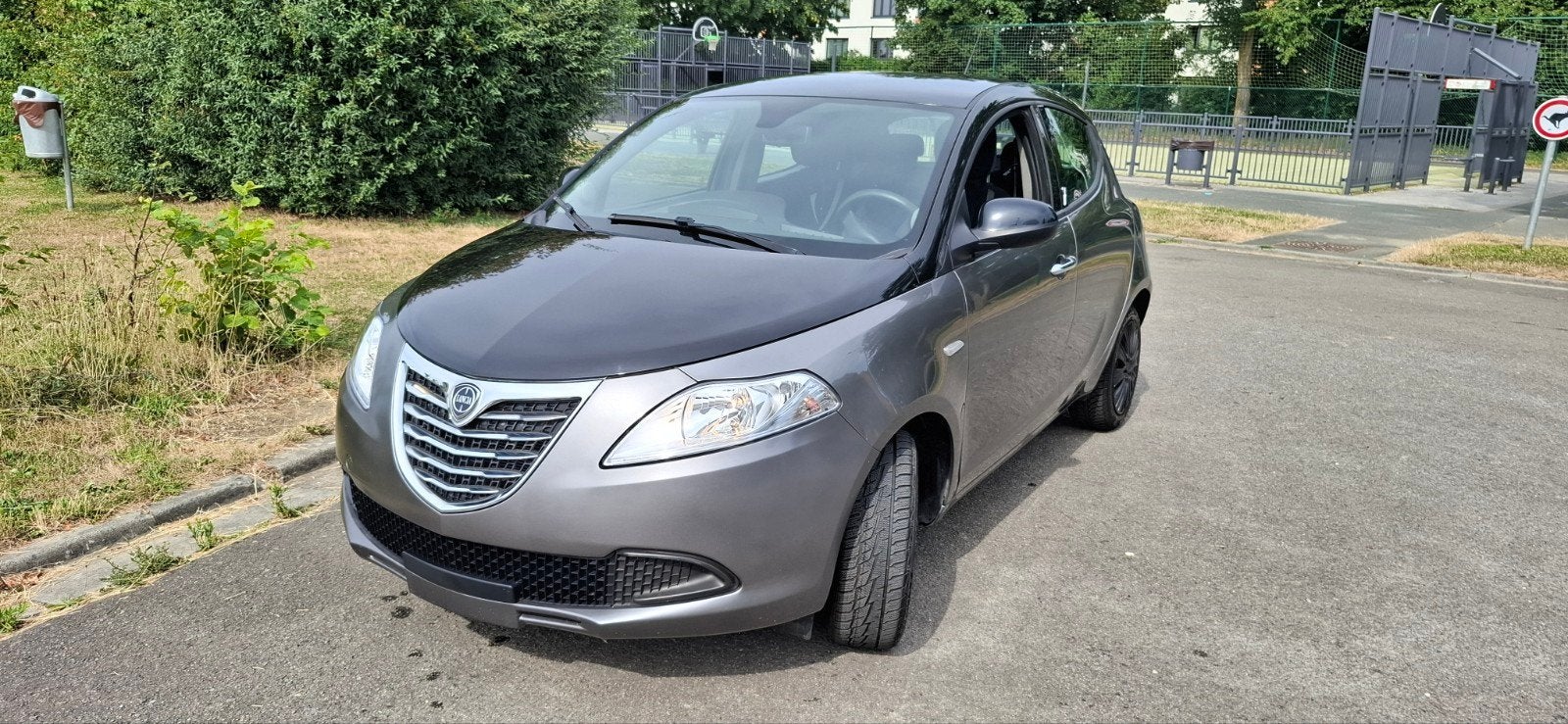lancia Ypsilon 1.2 Essence euro5/2013 prêt à immatriculé, Euro 5, Achat, Vitres électriques, Particulier