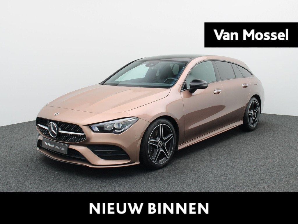 Mercedes-Benz CLA 200 d Shooting Brake + AMG LINE + PANO DAK, CLA, 1490 kg, Gebruikt, Leder en Stof