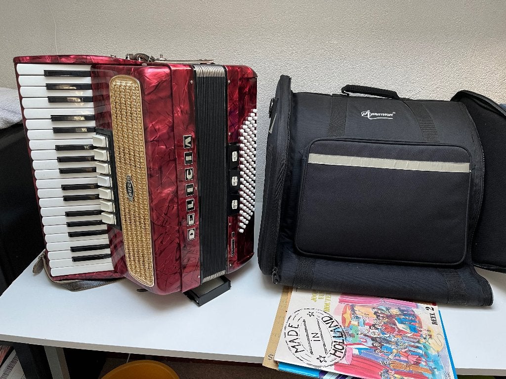 Accordeon 96 bas, Ophalen, Gebruikt