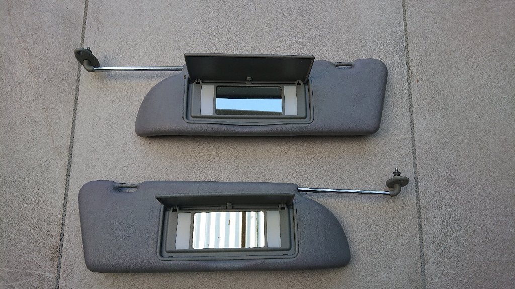 Pare-soleil gris rétractables Mercedes W126, Autos : Pièces & Accessoires, Habitacle & Garnissage, Mercedes-Benz, Pièces Oldtimer ou Ancêtre