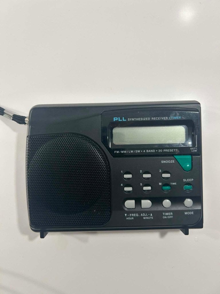 Radio portable vintage — Récepteur synthétisé PLL, Enlèvement, Utilisé, Radio