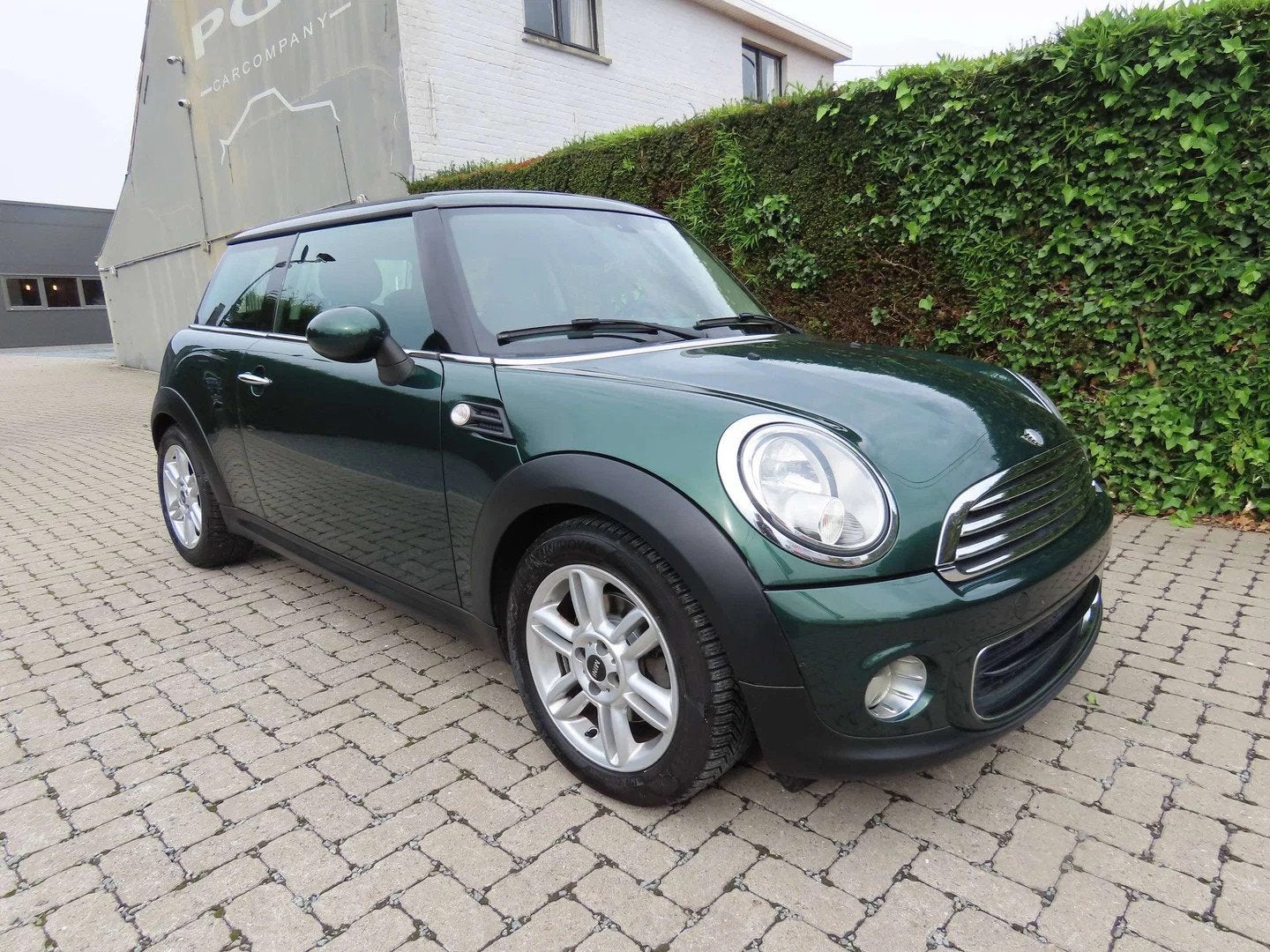 MINI One Mini 1.6i One (bj 2014), 4 zetels, Euro 6, 4 cilinders, https://public.car-pass.be/vhr/2bb51c12-2c06-4d8b-9d65-dbff52cb4d13
