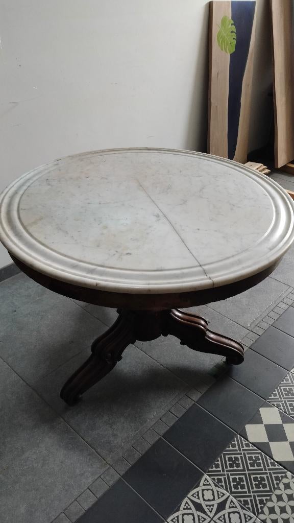 Table ronde mahogany marbre, Antiquités & Art, Antiquités | Meubles | Tables, Enlèvement