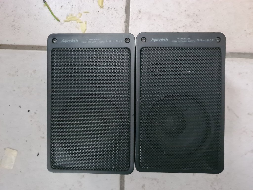 drieweg ALUMINIUM mini-monitoren Supertech-SB105F., Audio, Tv en Foto, Overige merken, Gebruikt, Ophalen of Verzenden, Minder dan 60 watt