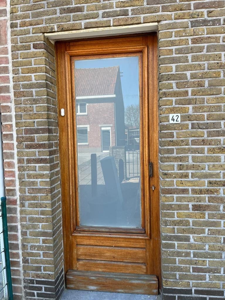 Porte extérieure en bois gratuite avec châssis de fenêtre qu, Bricolage & Construction, Enlèvement, Bois
