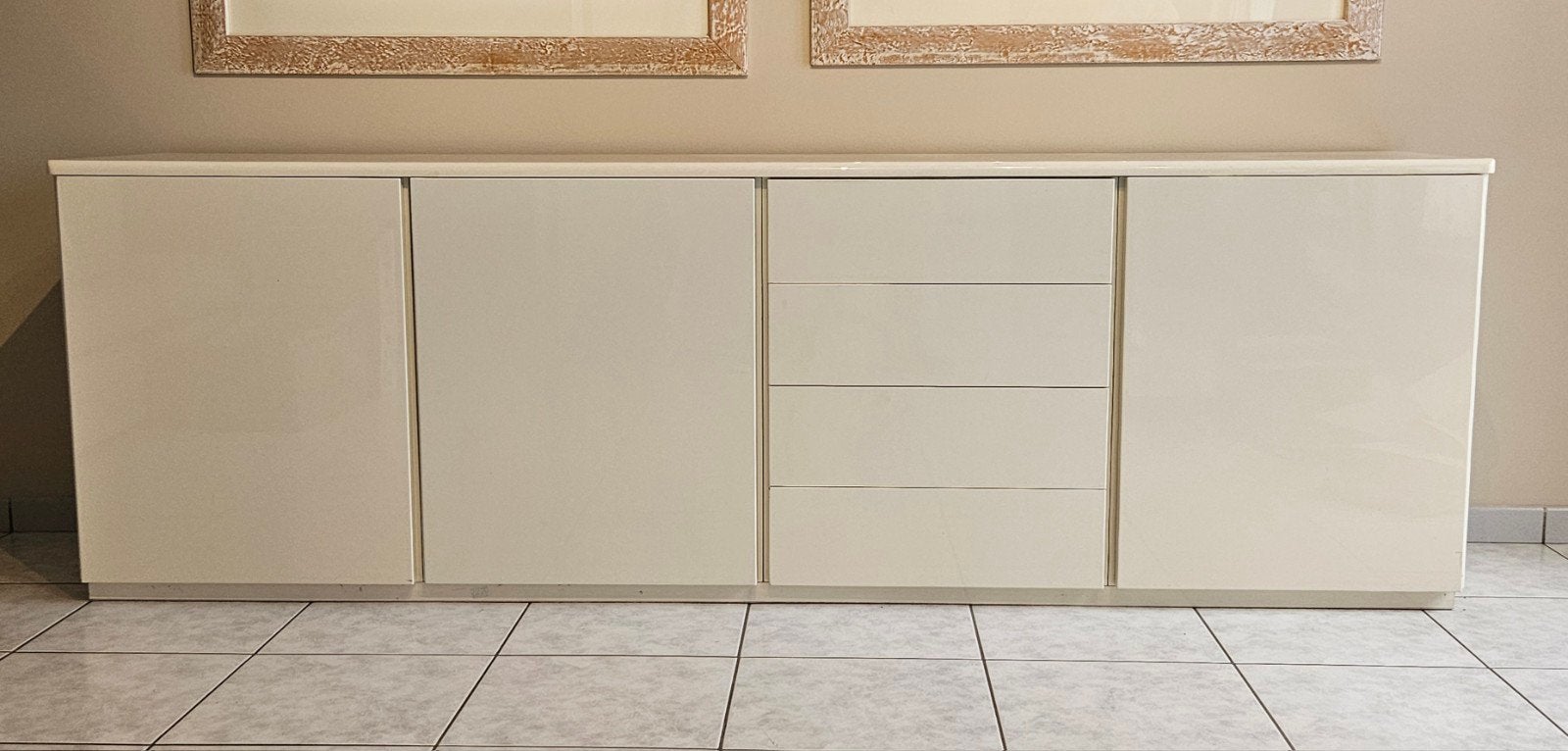 Buffet brillant (blanc cassé), Enlèvement, Utilisé