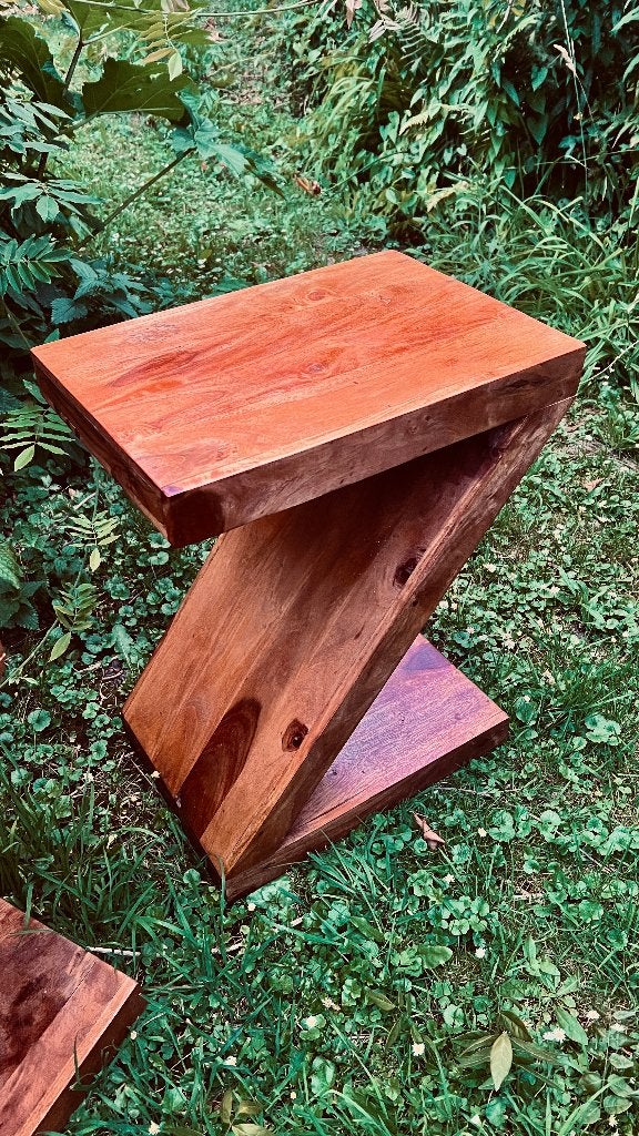 1 jolie table d'appoint en forme de plante en forme de Z, Enlèvement ou Envoi, Moins de 55 cm, Rectangulaire, Bois