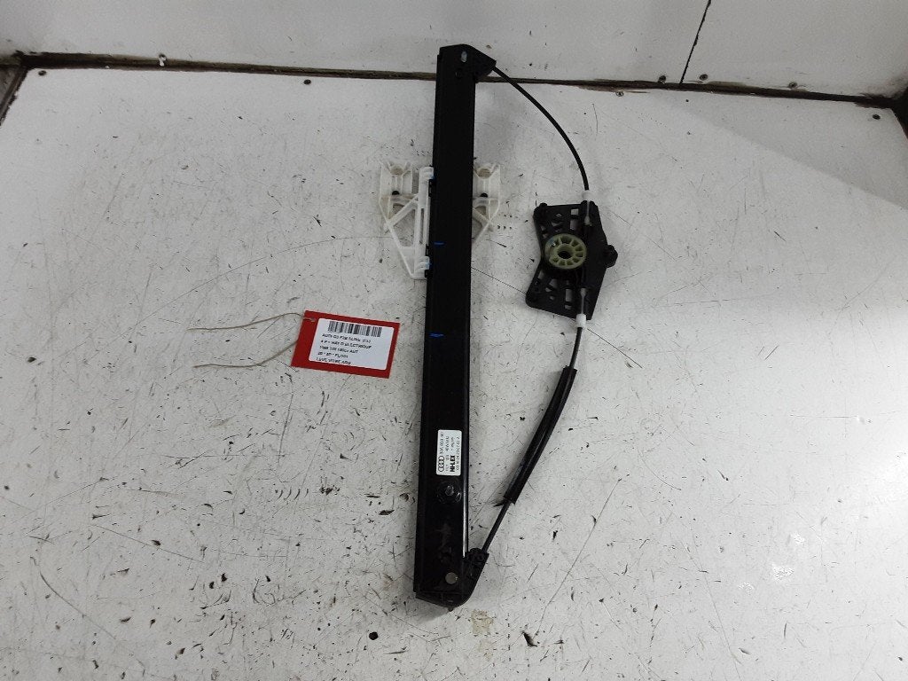 RAAMMECHANIEK LINKS ACHTER Audi Q3 (F3B) (83A839461), Gebruikt, Mevr. I. Hauben, Audi, Rue de l'Espoir 34 34
4030  GRIVEGNÉE, BE