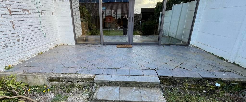 Gratis terrastegels (30x30 cm) +/- 10 m² bruikbaar, Ophalen, Gebruikt, 10 m² of meer, Beton