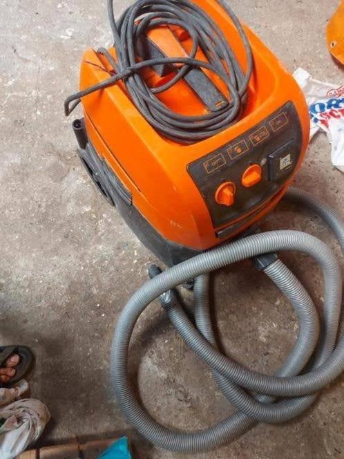 Sput Ac1630 stofzuiger nat  droog 30liter, Ophalen, Zo goed als nieuw, Overige typen
