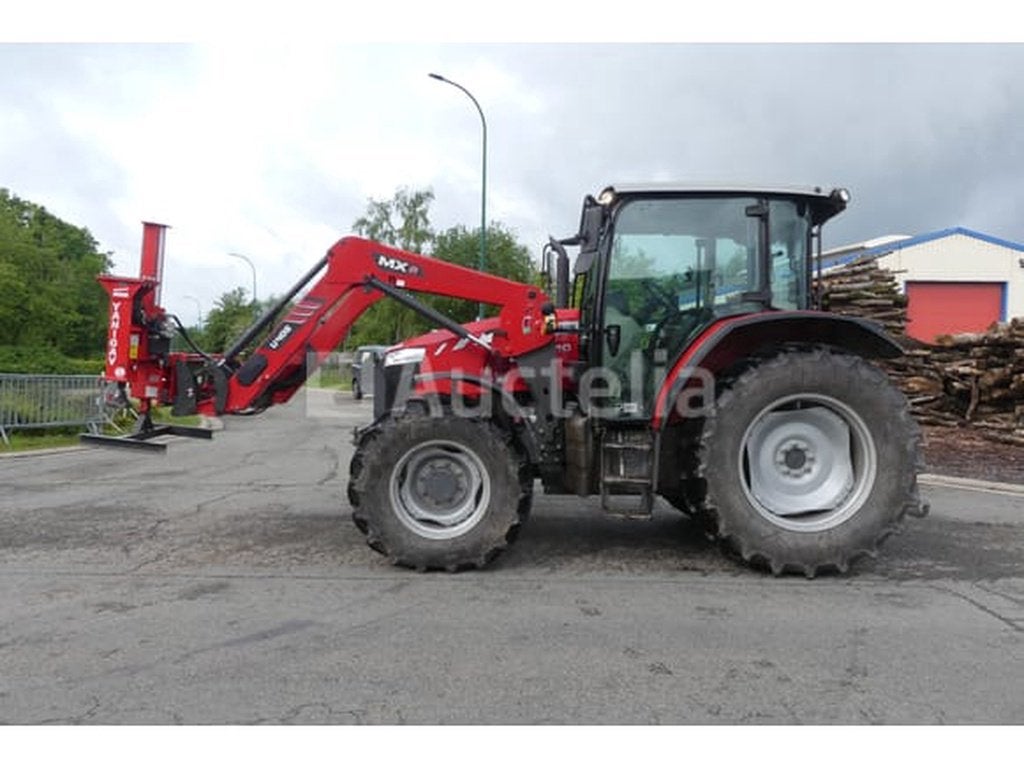 Massey Ferguson MF5710 Tractor, Zakelijke goederen, Landbouw | Tractoren, tot 2500, Massey Ferguson