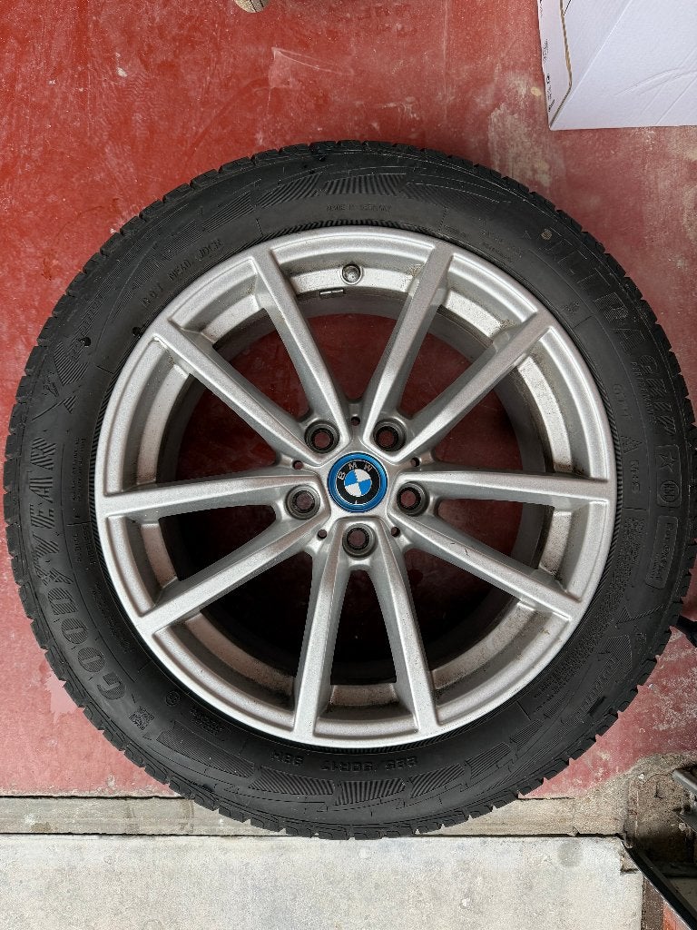 Complete velgen set BMW 17 inch + goodyear banden, Ophalen, Gebruikt, Banden en Velgen, 17 inch