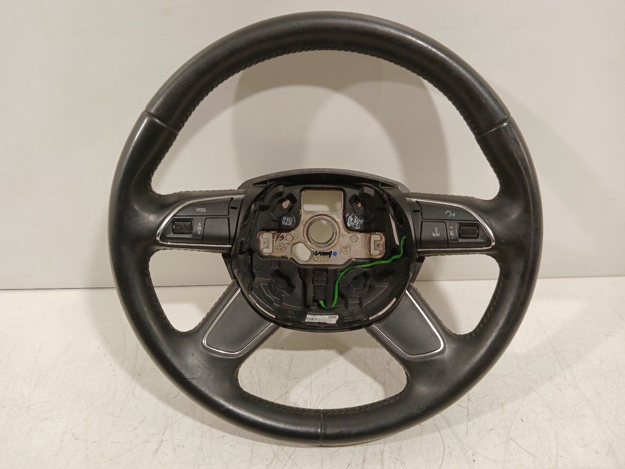Stuur Audi A4, Onderdelen@venauto.nl, Van der Ven Autorecycling B.V., Ettenseweg 76, 4706 PB Roosendaal, The Netherlands, Enlèvement ou Envoi