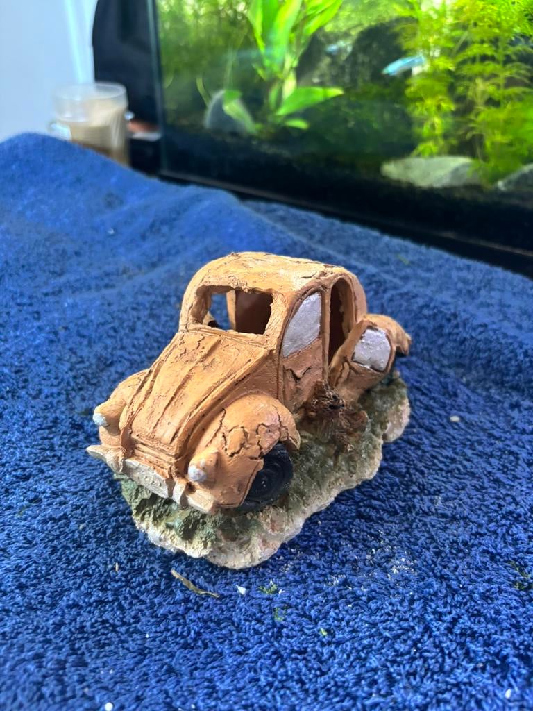 Aquarium Decoratie - Vintage "Wrak" Auto (Kever), Animaux & Accessoires, Poissons | Aquariums & Accessoires, Decoratie, Enlèvement ou Envoi