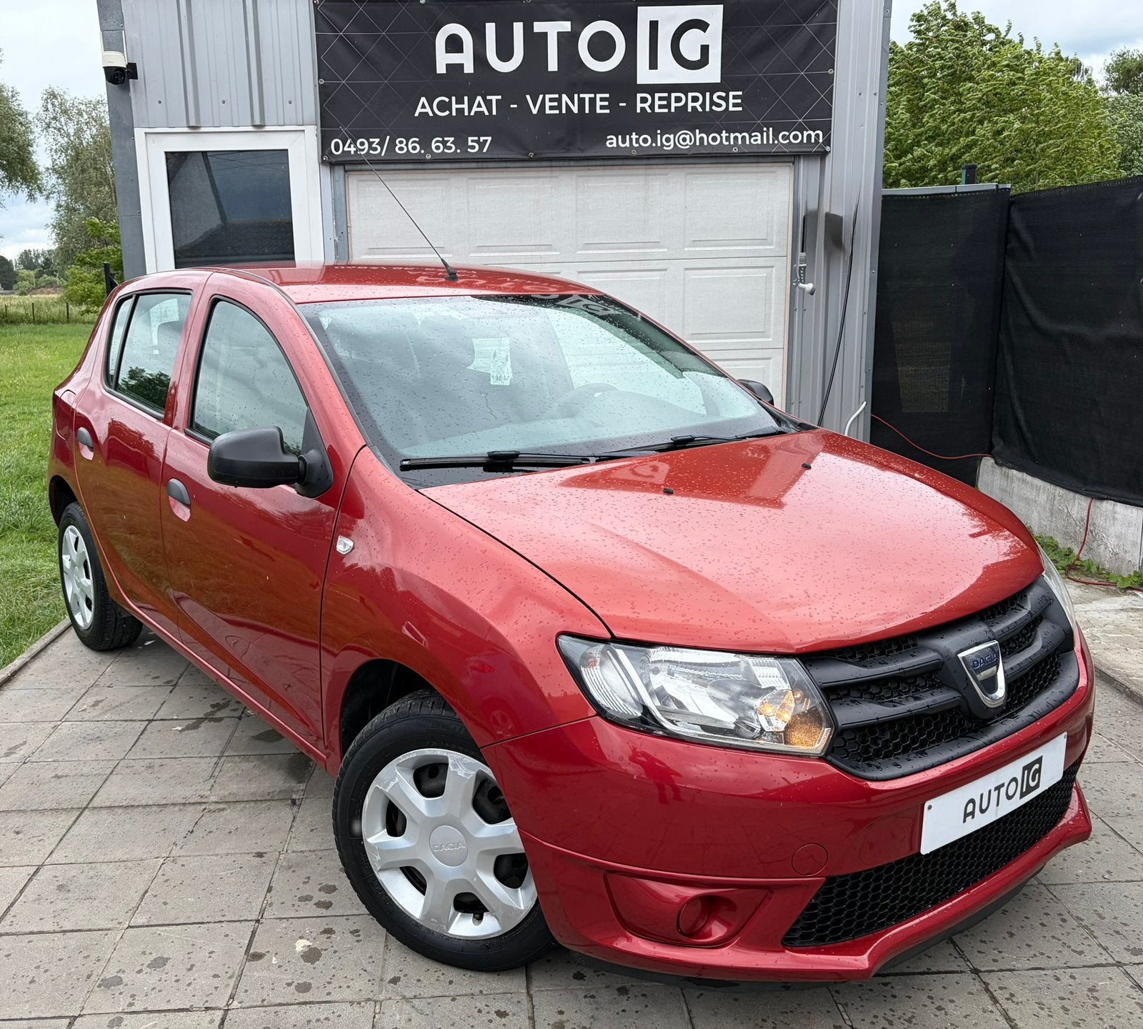 Dacia Sandero 1.2i*1.Prop*Clim*Carnet*86.000Km, Autos, Dacia, Rouge, Euro 6, Entreprise, https://public.car-pass.be/vhr/4393fc64-b86a-4424-8f2b-906d6dc7d910