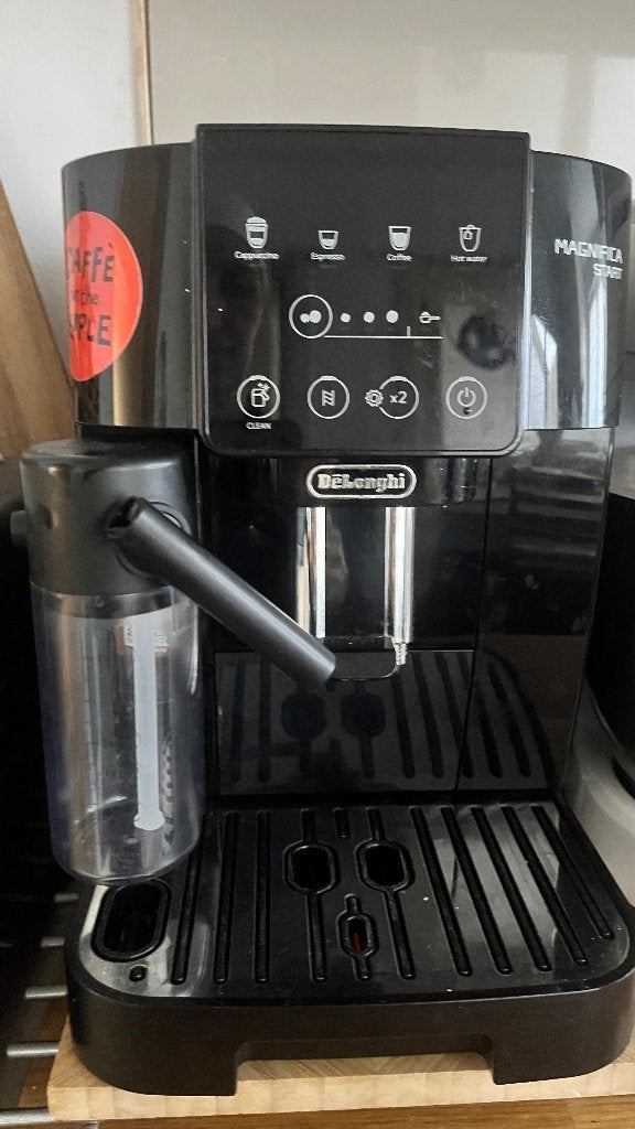 Koffiemachine, Ophalen, Afneembaar waterreservoir, Koffiemachine, Zo goed als nieuw