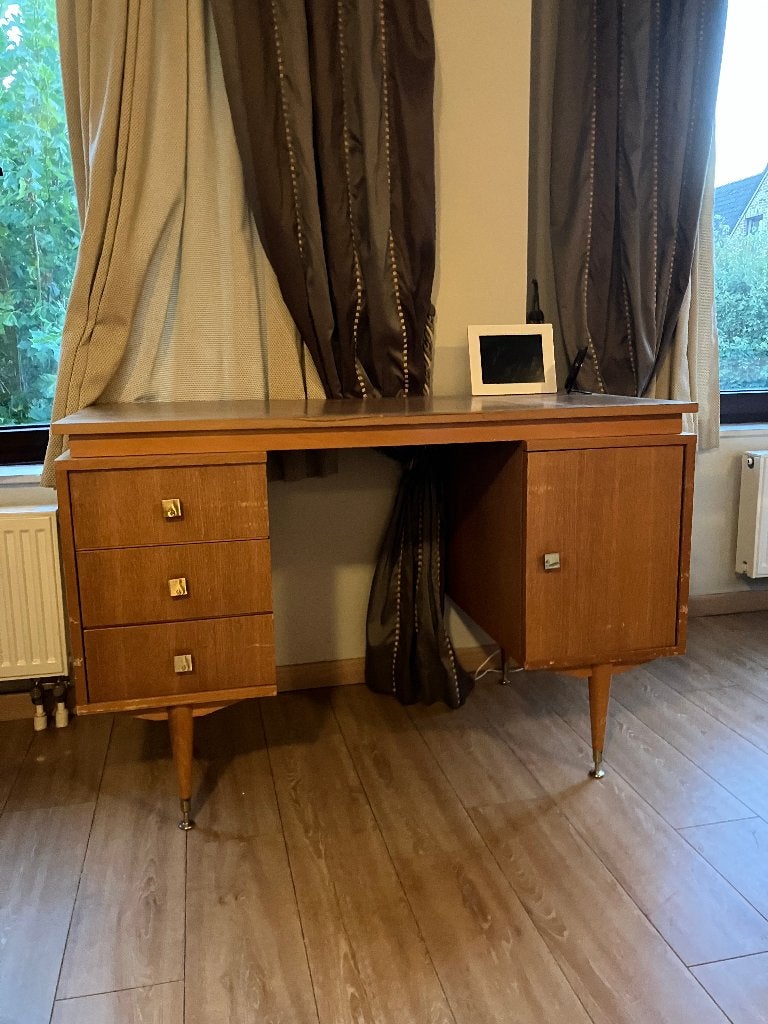 Bureau et armoire années 60, 100 à 150 cm, Utilisé, Autres essences de bois, 50 à 75 cm