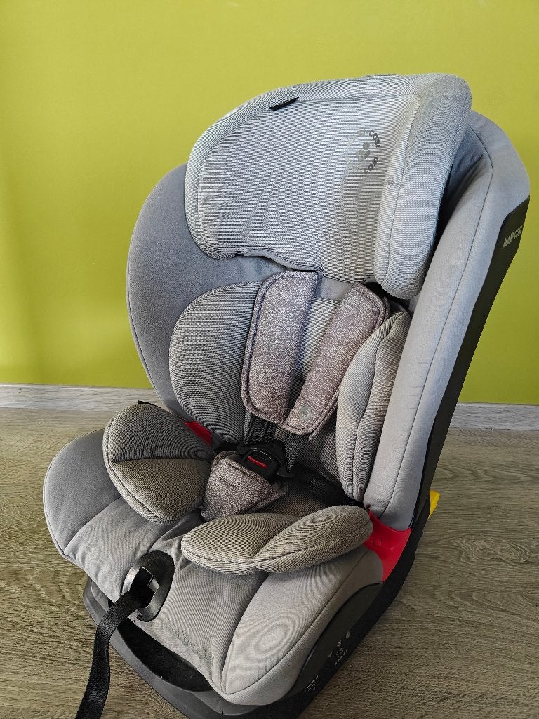 Maxi-cosi titan, Kinderen en Baby's, Autostoeltjes, Ophalen, Verstelbare rugleuning, Gebruikt, 9 t/m 36 kg