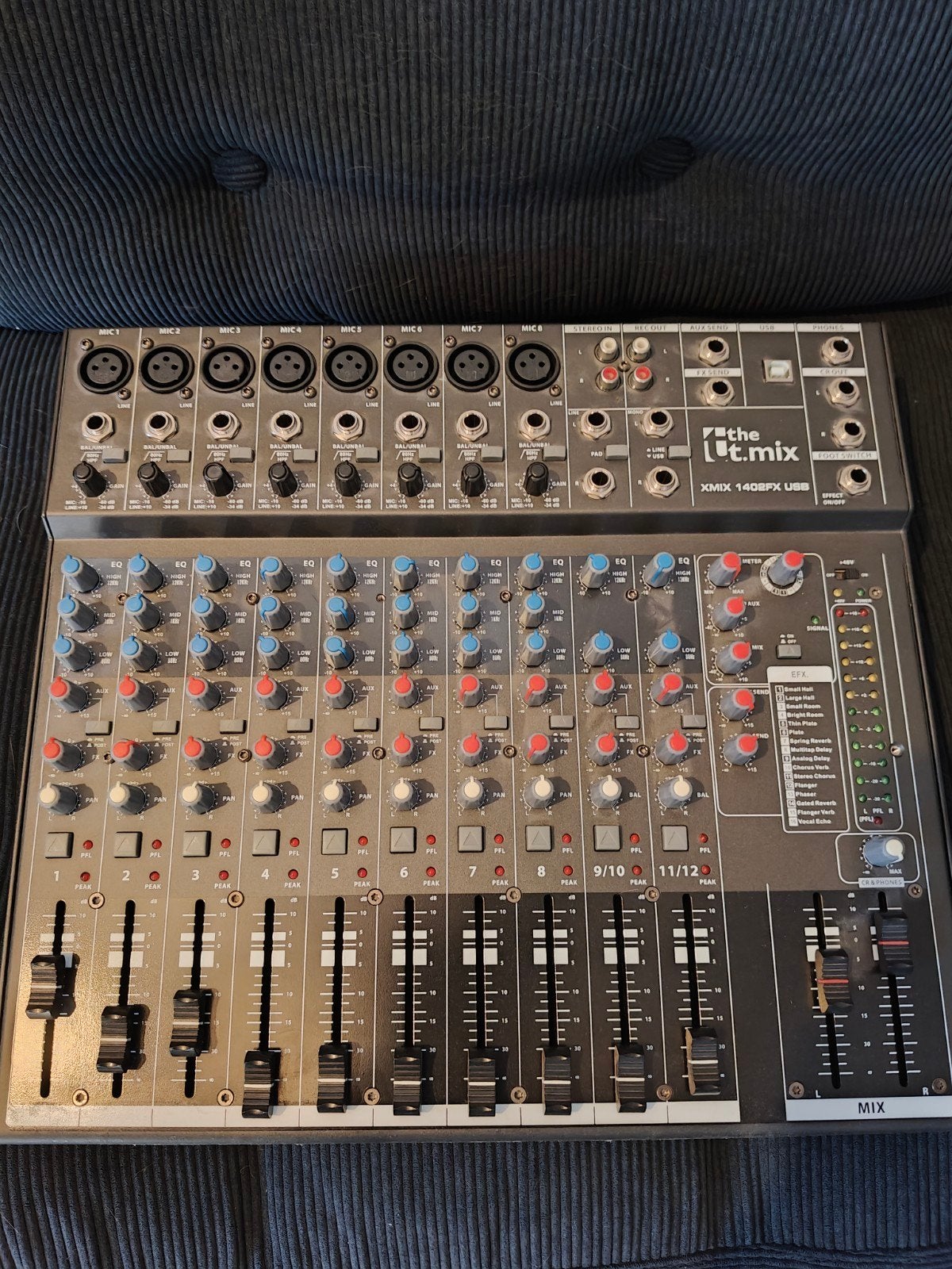 T Mix xmix 1402fx usb, Muziek en Instrumenten, Ophalen of Verzenden, Zo goed als nieuw, 10 tot 20 kanalen, Microfooningang