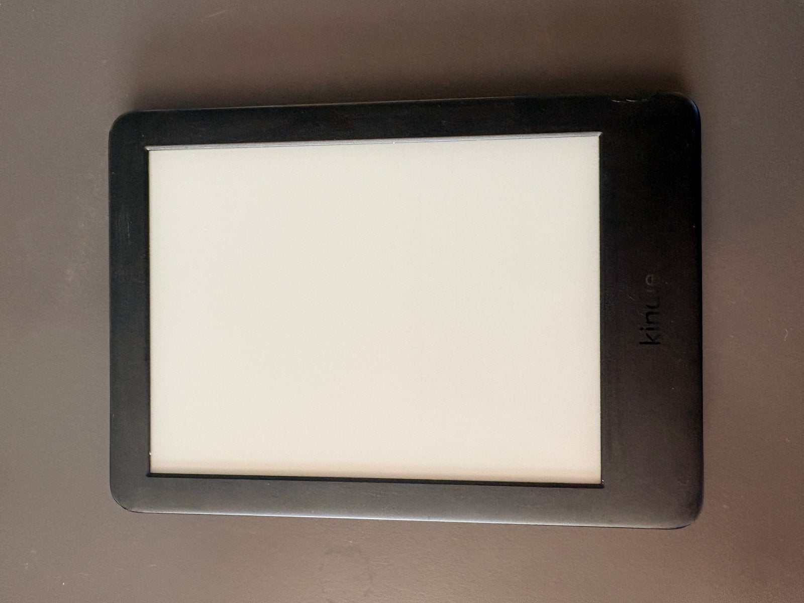 Kindle 10e génération Wi-Fi et 8 Go de stockage., 8 GB, Enlèvement, Utilisé, 6 pouces ou moins