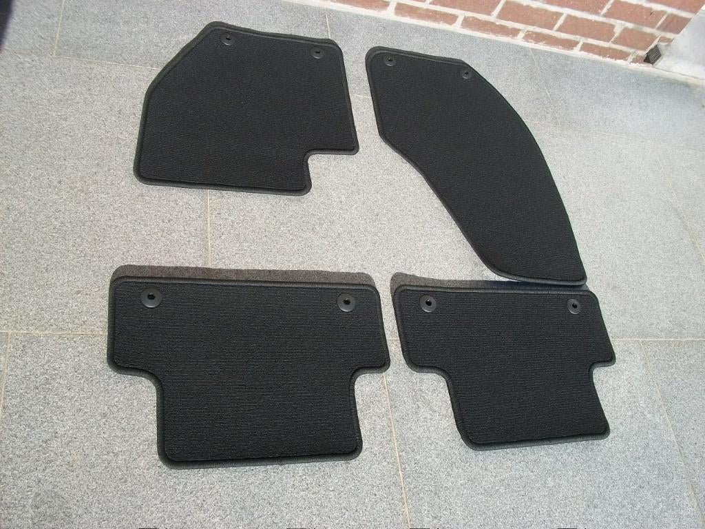 voetmatjes voor V40, Auto diversen, Dakdragers, Ophalen